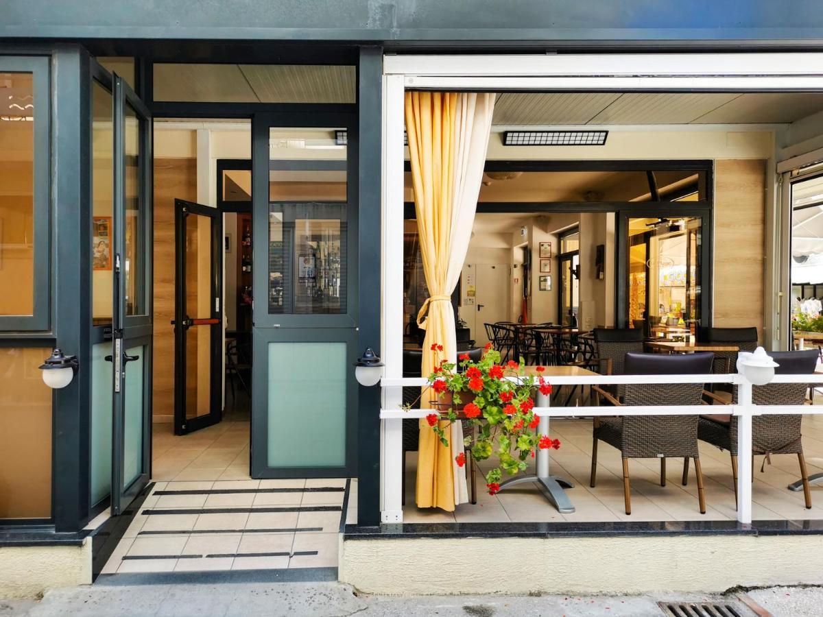 Hotel La Plage Cattolica Exteriér fotografie
