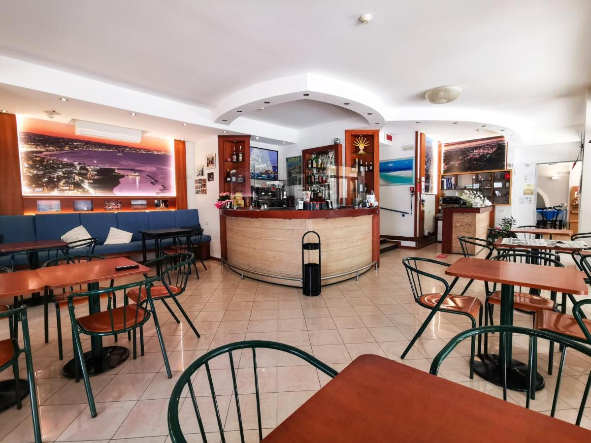 Hotel La Plage Cattolica Exteriér fotografie
